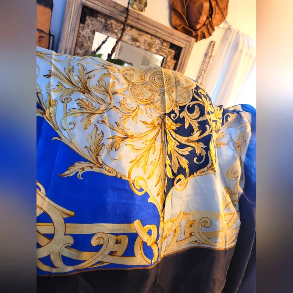 Versace Vintage Baroque Scarf Versus